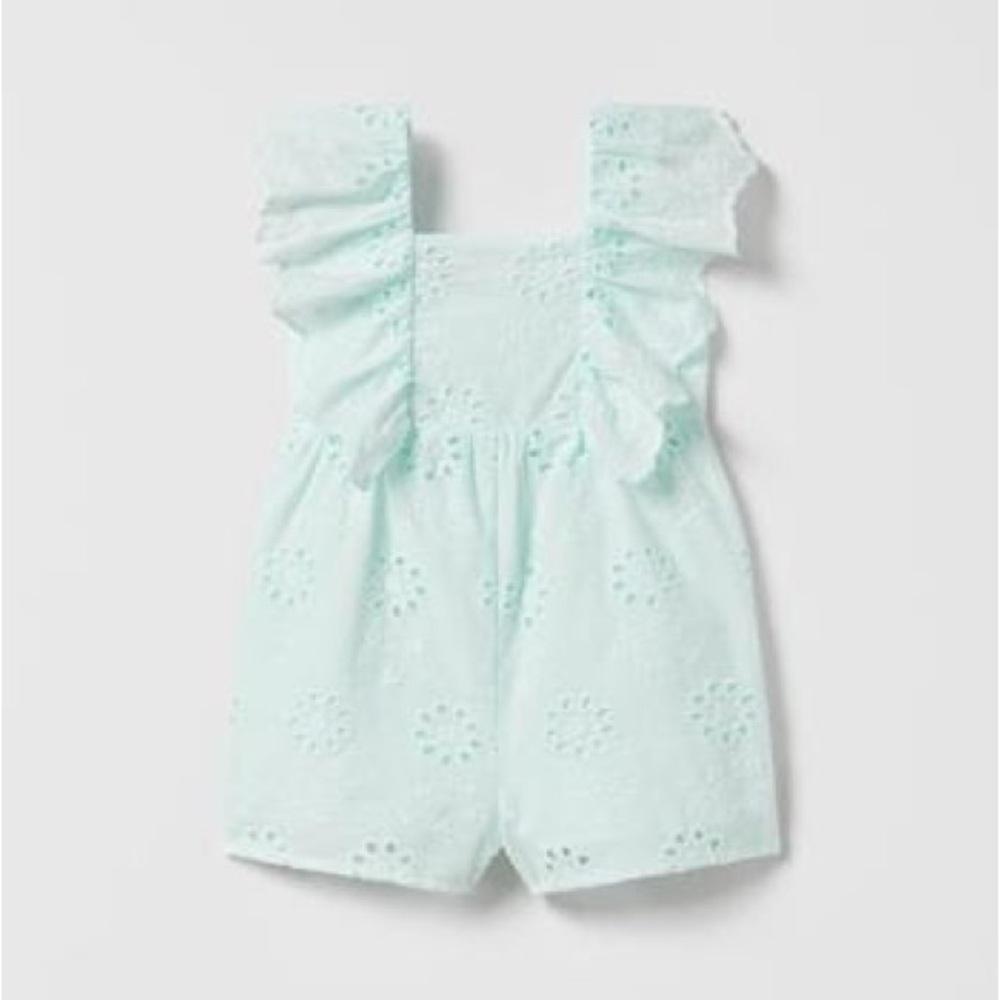 NWT Zara EMBROIDERED SCHIFFLI JACE JUMPSUIT
TURQUOISE 0/1608/004/402/72